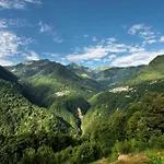 La Casetta Di Nivetta - Maggiore Estate By Ginin بيت للعطل *